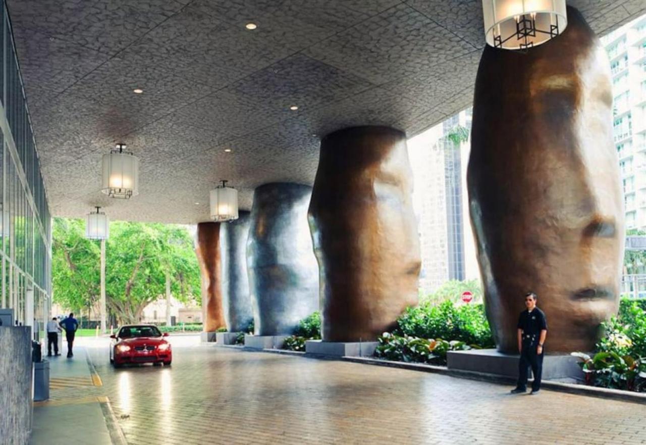 Beautiful One Bedroom Condo 16Ft Ceilings At The W マイアミ エクステリア 写真